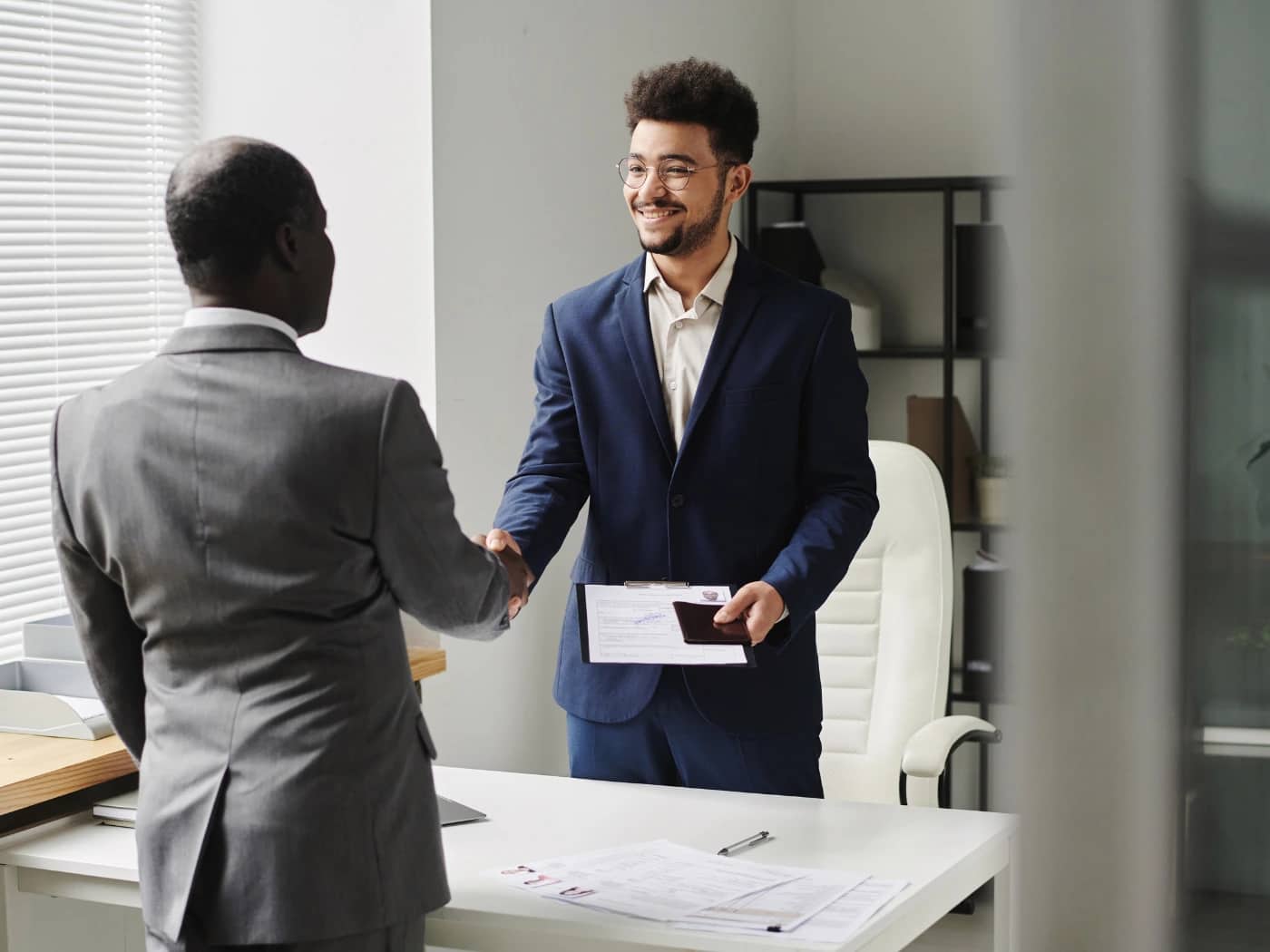 Employment visa services in Dubai